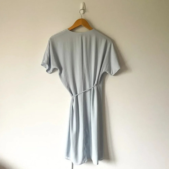 Aritzia Babaton  Wallace Wrap Dress Sky Blue Size Small - Picture 6 of 8
